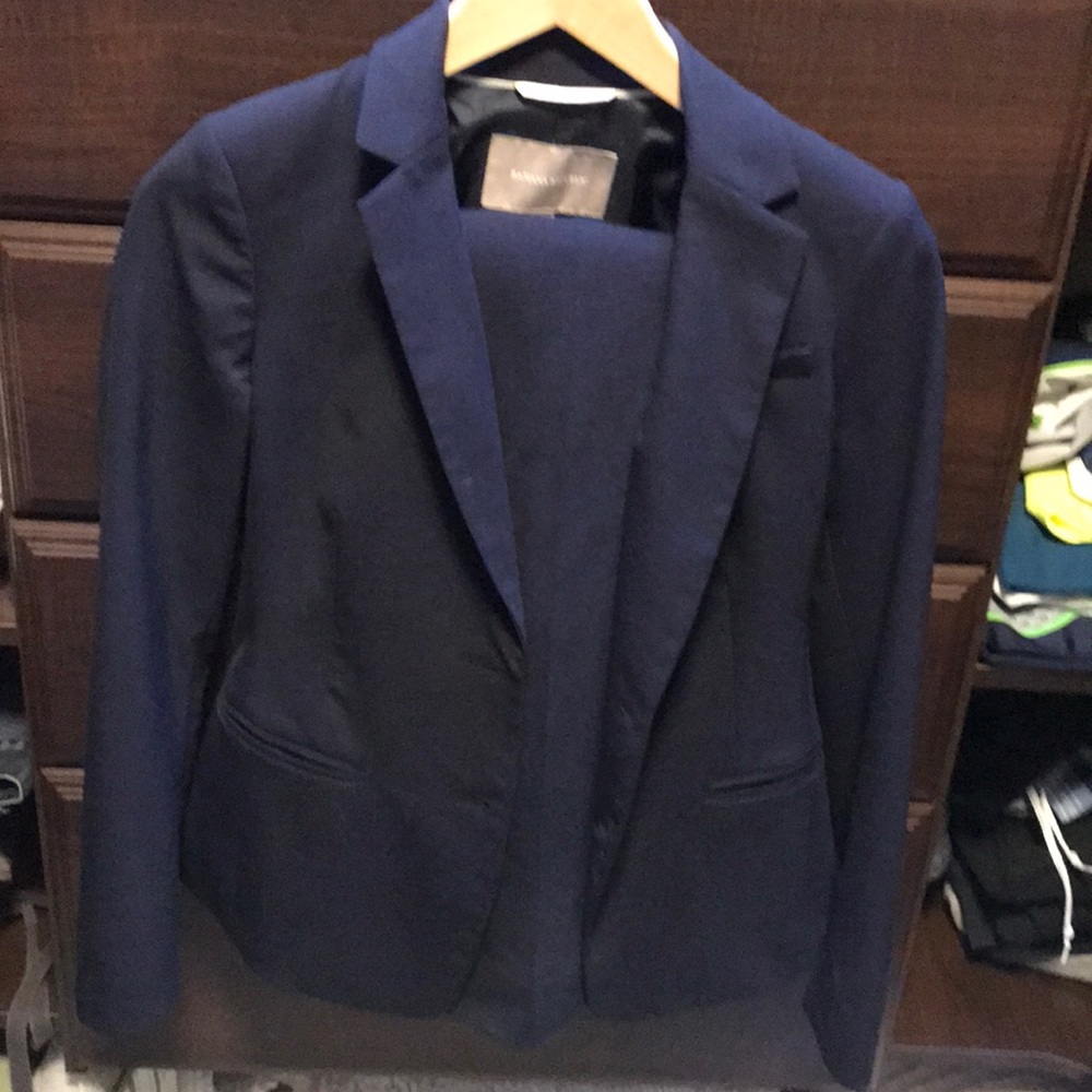 Banana republic suits